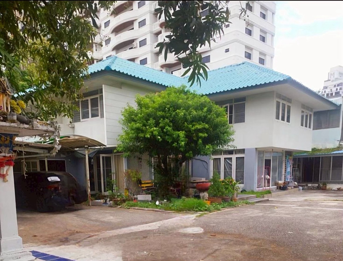 ขายบ้านพร้อมที่ดิน เอกมัย ซอย 10 แยก 2 พื้นที่ 348 ตร.ว. – รูปที่ 4