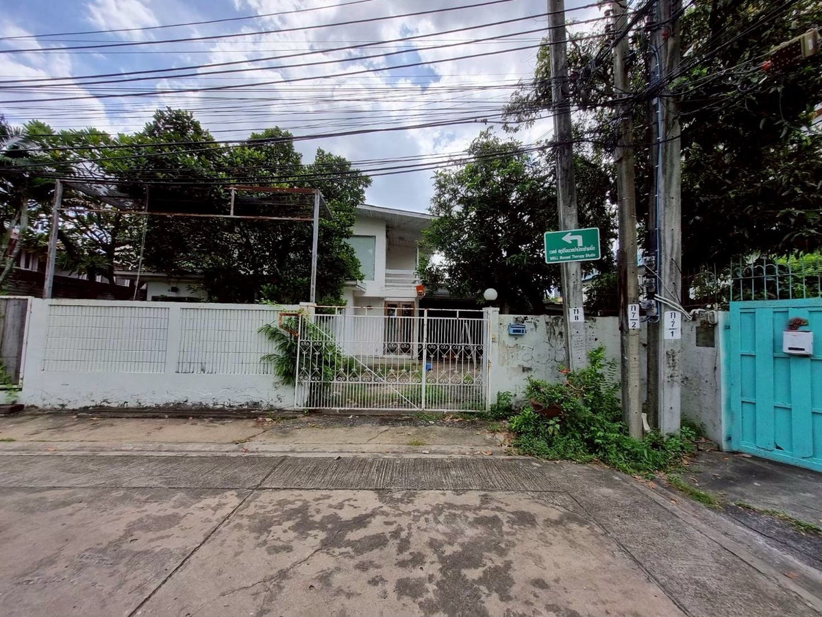 ขายบ้านพร้อมที่ดิน เอกมัย ซอย 10 แยก 2 พื้นที่ 348 ตร.ว. – รูปที่ 2