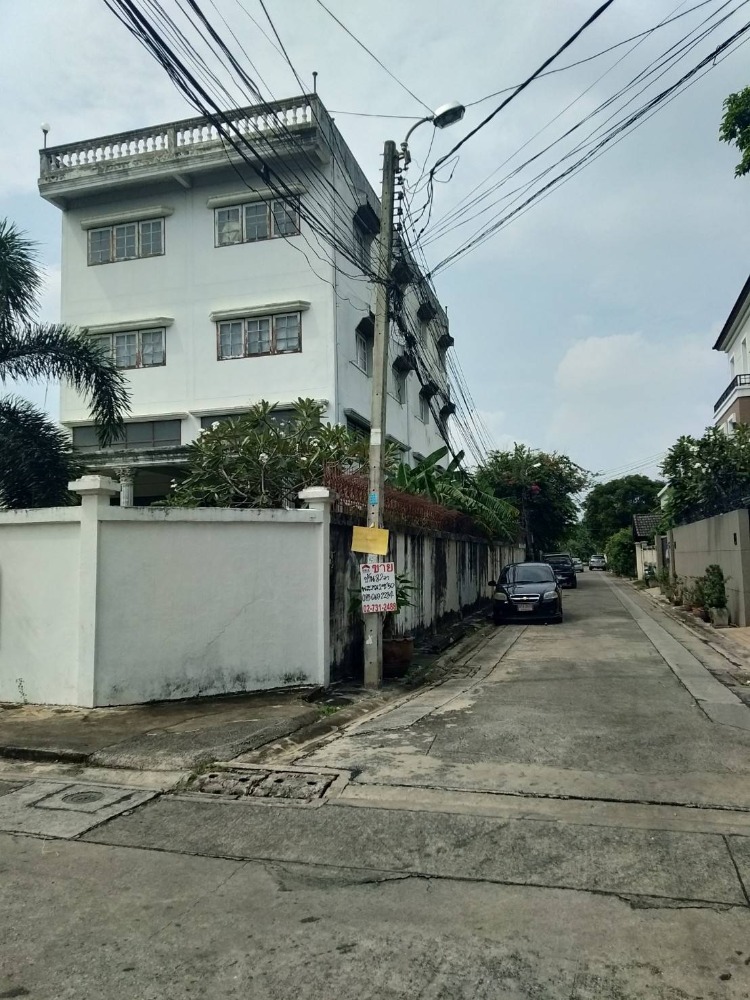 Commercial building 115 square meters, corner location near Central – รูปที่ 3