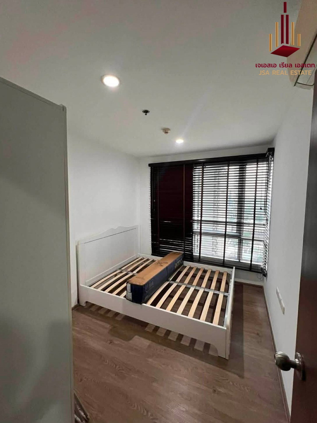 ✨ For Rent: The Base Sukhumvit 77 Condo ✨ 💰 Only 13,500 THB/month ✨ For Rent: The Base Sukhumvit 77 Condo ✨ 💰 Only 13,500 THB/month