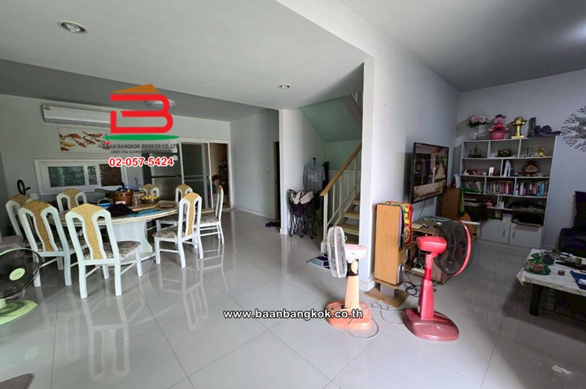 ทาวน์โฮม เนื้อที่ 39.5 ตร.ว. โครงการ เดอะ วิลเลจ ชัยพฤกษ์-วงแหวน (เฟส 6), ใกล้บิ้กซีไทรน้อย ถนนบางกรวย-ไทรน้อย ตำบลไทรน้อย อำเภอไทรน้อย นนทบุรี – รูปที่ 3