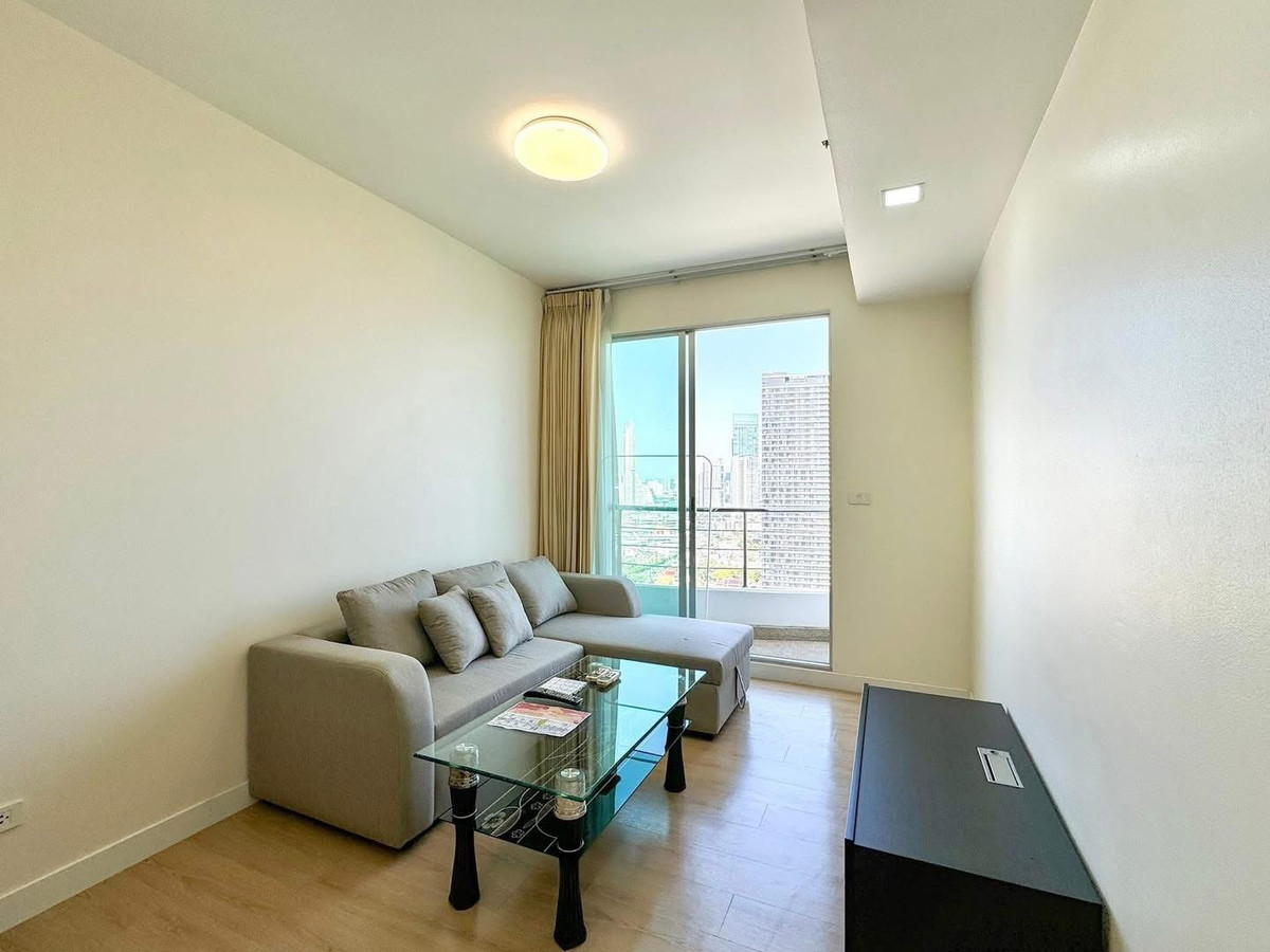for rent Supalai river place 1 bed super deal for rent Supalai river place 1 bed super deal