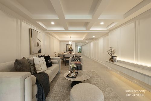 ✨ RB1403 บ้านหรูใจกลางสุขุมวิท – Modern Classics Style ✨ 🏡 ทั้งสวย ทั้งครบ พร้อมอยู่ ในซอยปรีดีพนมยงค์ 42