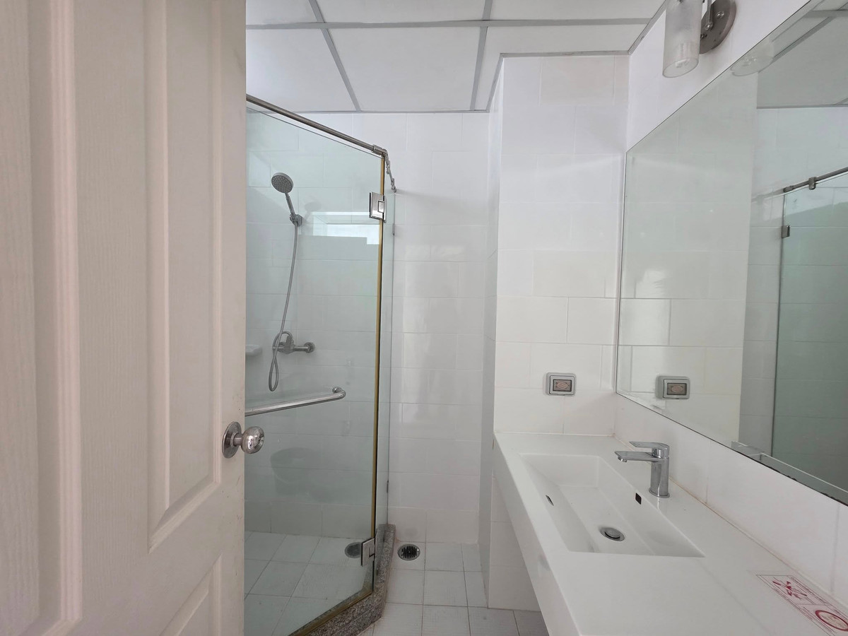 ราคาดีที่สุดมี 2 ห้องติดกัน สามารถซื้อพร้อมกันในราคาพิเศษ – รูปที่ 4