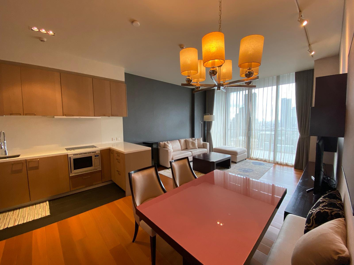 Sukhothai Residences sell: 2bed 2bath 122sqm 39,000,000 Am: 0656199198 Sukhothai Residences sell: 2bed 2bath 122sqm 39,000,000 Am: 0656199198