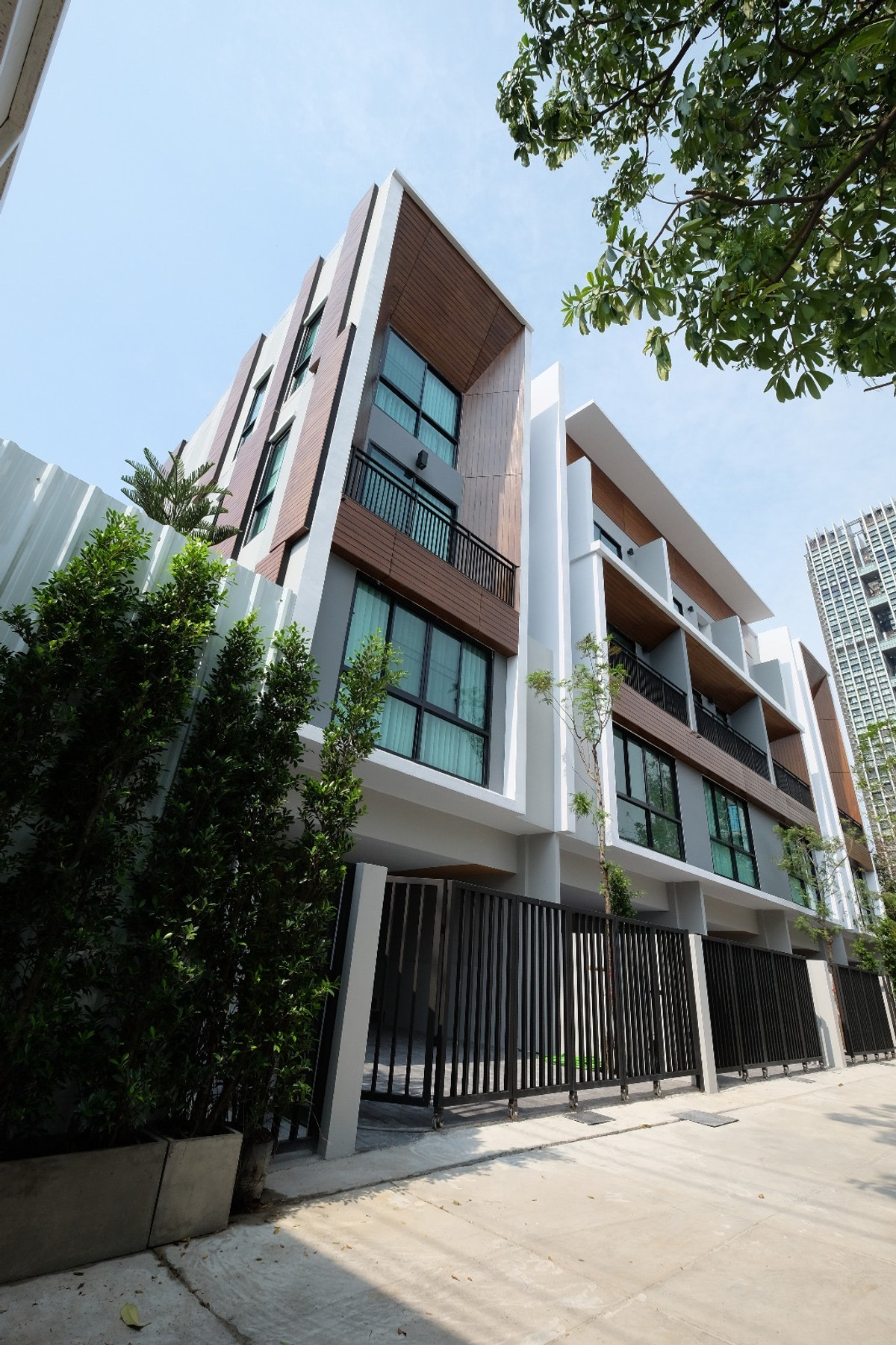 New TownHome For Rent at Soi Suanplu 1, Sathorn 3 