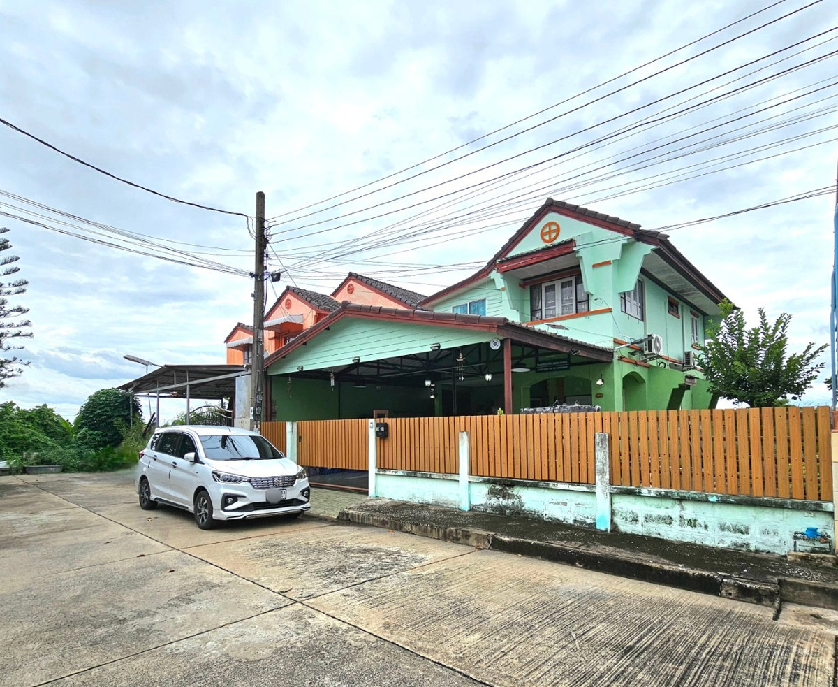For sale: 2-story detached house, 4 bedrooms, 51 square wah, Phanason Village, Garden Home 2, Liapwaree Road 79, Nong Chok District, Bangkok. For sale: 2-story detached house, 4 bedrooms, 51 square wah, Phanason Village, Garden Home 2, Liapwaree Road 79, Nong Chok District, Bangkok.