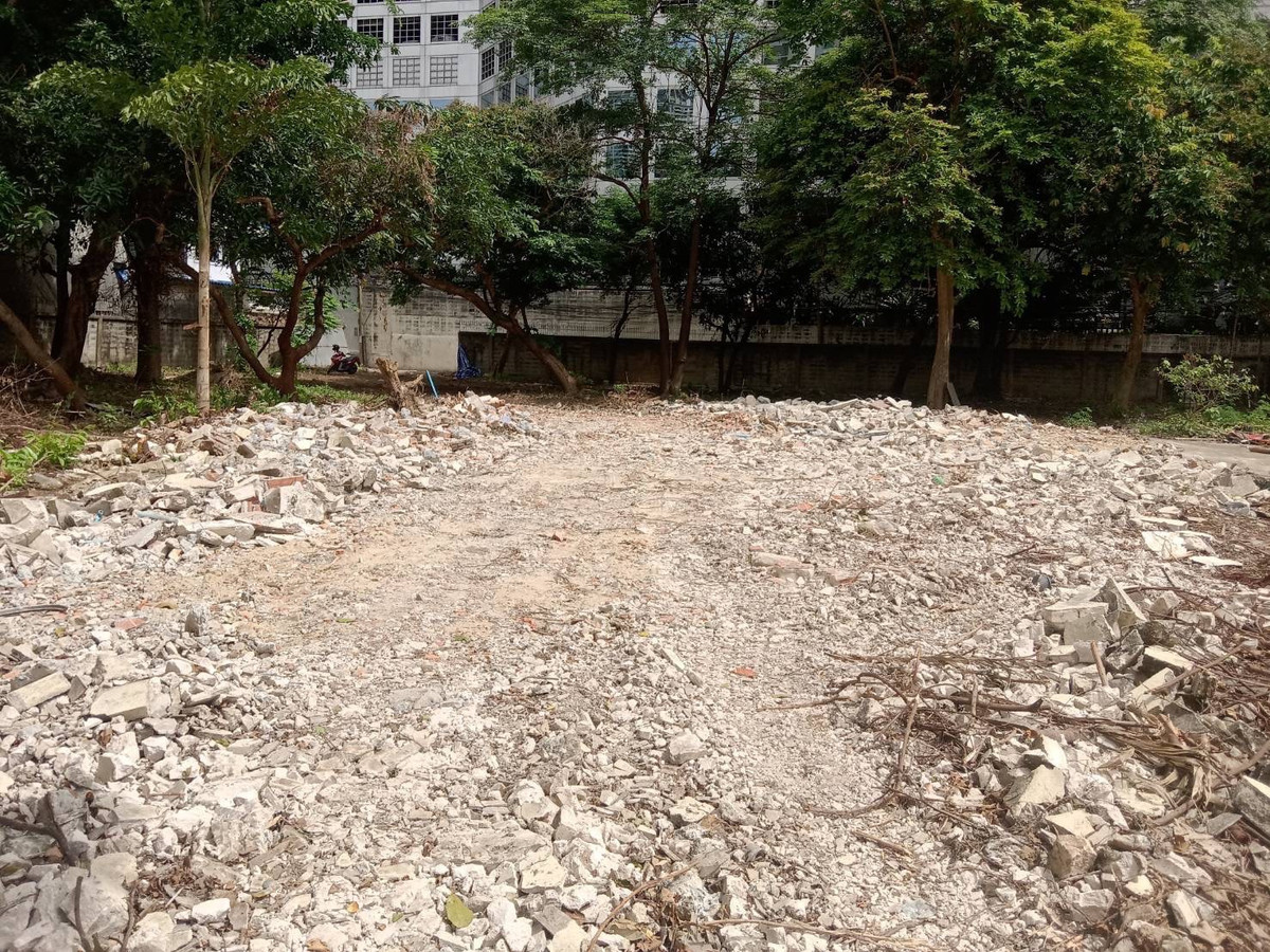 Land for Rent 793 sq. wah Bts Chong Nonsi Ideal for Restaurant, Cafe Land for Rent 793 sq. wah Bts Chong Nonsi Ideal for Restaurant, Cafe