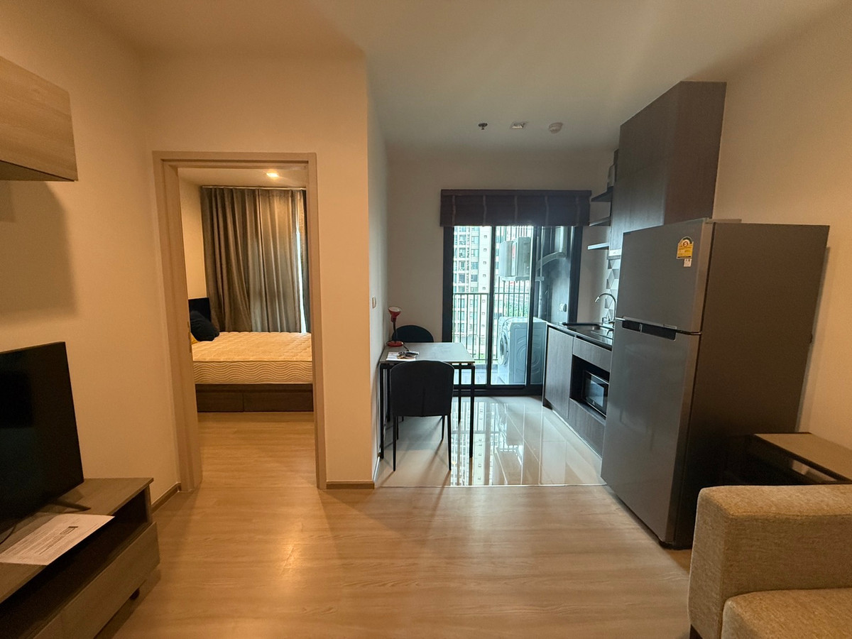 😮The Base Phetchaburi Thonglor, canal view 📍16,000 baht. Please call now. 😮The Base Phetchaburi Thonglor, canal view 📍16,000 baht. Please call now.