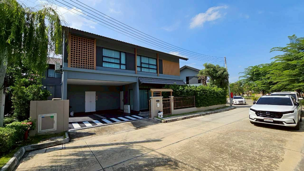 ขาย / เช่า  ม.อณาสิริ (Anasiri Rangsit)บ้านเดียวสไตล์ Modern Japanese  บ้านเดี่ยว 2 ชั้น 51.9 ตร.ว. หลังริม   หน้าบ้านตรงข้ามสวน ติดสระว่ายน้ำส่วนกลาง ทำเลดี สุดๆ เหมือนมีสระว่ายน้ำในบ้าน 4 ห้องนอนอ 4 ห้องน้ำ   – รูปที่ 2