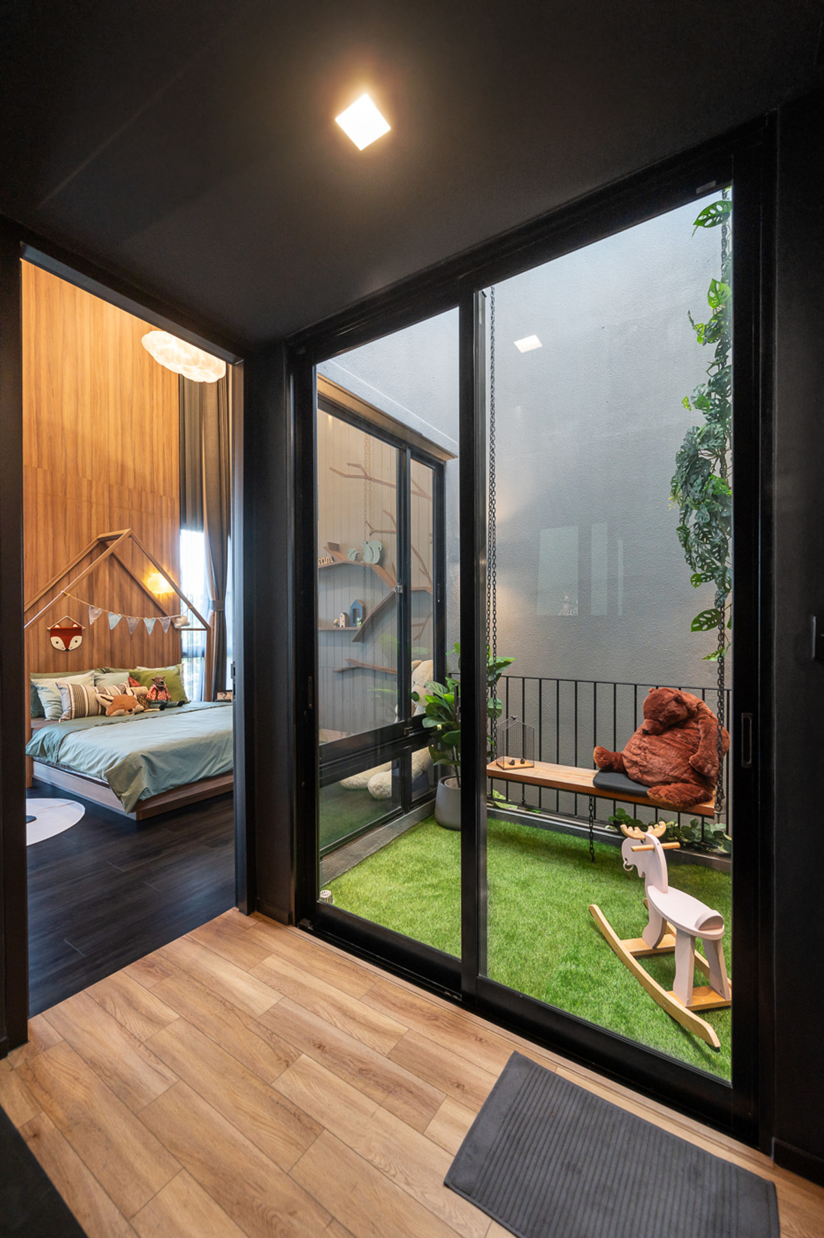 🔥🔥30769🔥🔥 ให้เช่าทาวน์โฮม 3.5 ชั้น ใจกลางรัชดา ใกล้ MRT เพียง 800 เมตร🌐𝐋𝐈𝐍𝐄 𝐈𝐃 : @𝐟𝐚𝐬𝐭𝐟𝐨𝐫𝐫𝐞𝐧𝐭𝐜𝐨𝐧𝐝𝐨    – รูปที่ 4