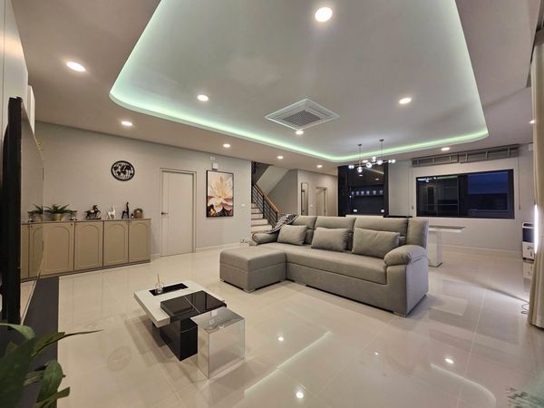 🏡✨ 邦那 Centro Bangna 豪华独栋别墅出租