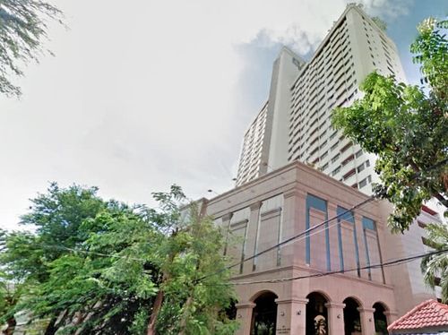 ✨ For Sale: Siphraya River View Condo ✨ 💰 Only 12,500,000 THB