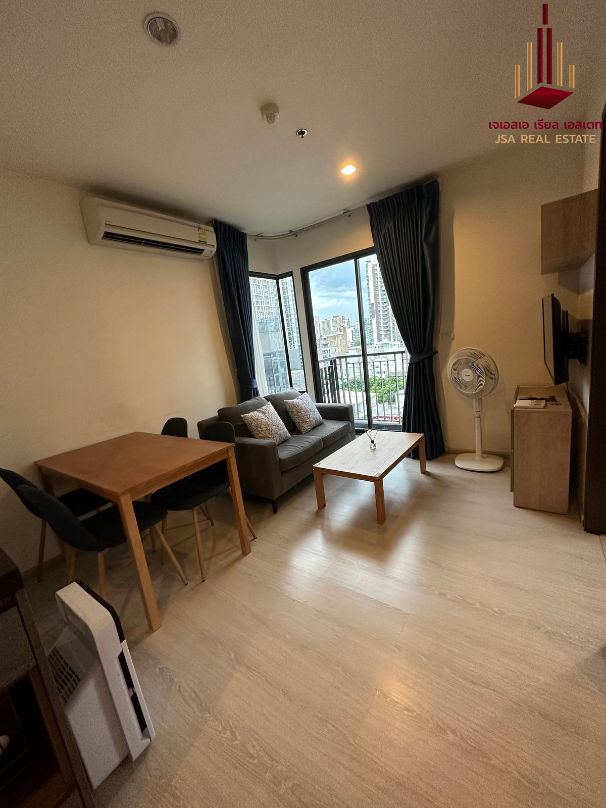✨ For  Rent: RHYTHM Asoke Condo ✨  💰 Only 23,000 THB/month