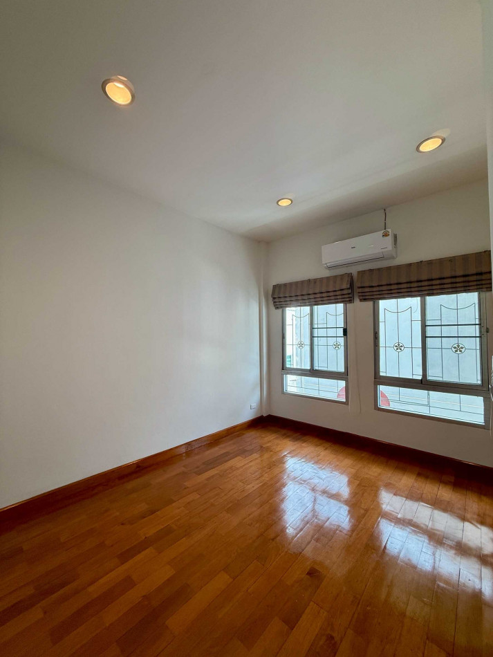 ให้เช่า ทาวน์โฮม Baan Klang Muang Luzern Sukhumvit 88 ตรม 22 ตรว ใกล้สวนหลวง ร.9 – รูปที่ 3