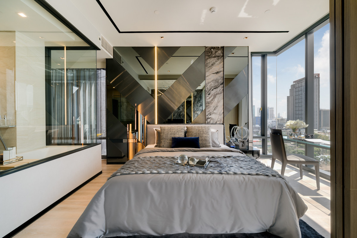 ASHTON Silom 📞 092-690-5445 1 Bed XL 49.30 sq.m. only 9.33 MB Luxury Living in the heart of Silom ASHTON Silom 📞 092-690-5445 1 Bed XL 49.30 sq.m. only 9.33 MB Luxury Living in the heart of Silom