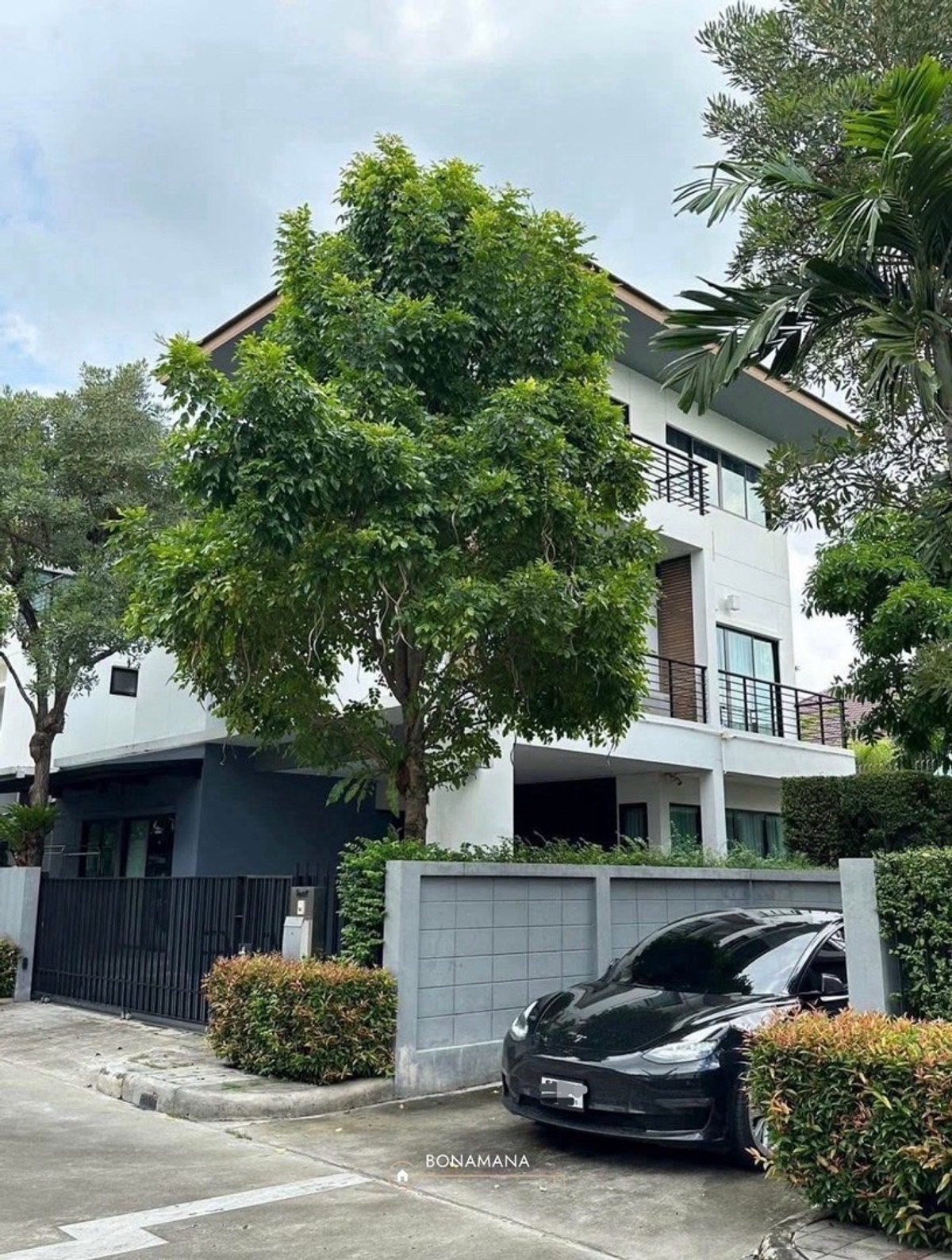 House for sale/rent located in the Lumpini Suan Luang Rama 9 project. House for sale/rent located in the Lumpini Suan Luang Rama 9 project.