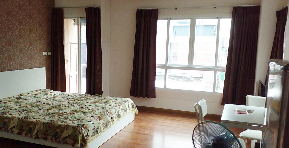 Condo for sale, PG 2 Rama 9, near MRT Rama 9, corner room, fully furnished, ready to move in (S5178) Condo for sale, PG 2 Rama 9, near MRT Rama 9, corner room, fully furnished, ready to move in (S5178)