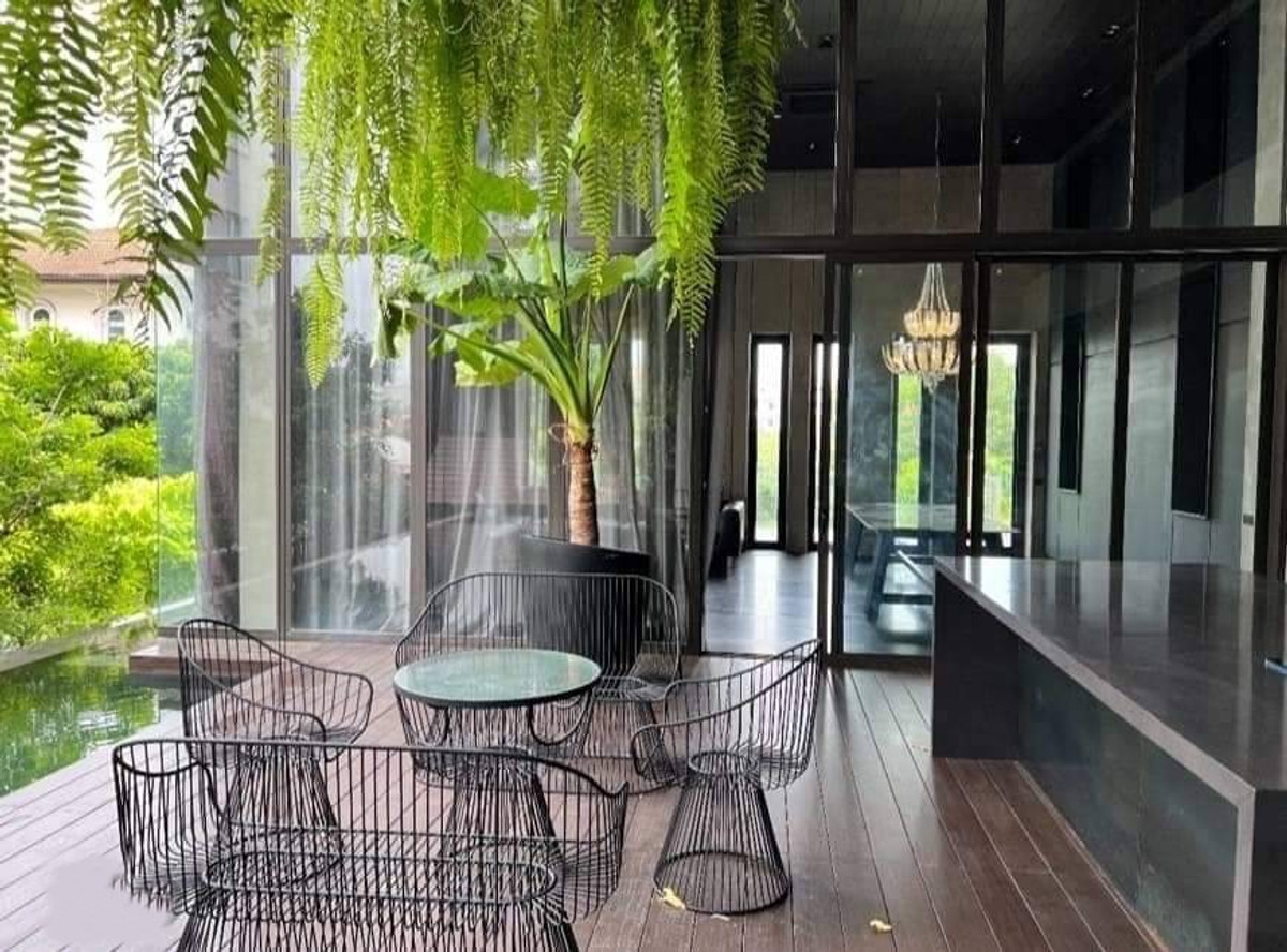 ♢ Pool Villa ♢ บ้านเดี่ยว พูลวิลล่า 3 ชั้น ขนาดที่ดิน 100.00 ตร.ว. พื้นที่ใช้สอย 850.00 ตร.ม. | 5 ห้องนอน 6 ห้องน้ำ | ใกล้ Dokki Mall Thonglor