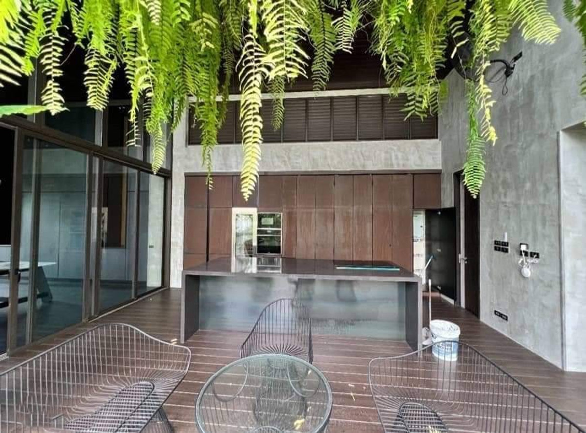 ♢ Pool Villa ♢ บ้านเดี่ยว พูลวิลล่า 3 ชั้น ขนาดที่ดิน 100.00 ตร.ว. พื้นที่ใช้สอย 850.00 ตร.ม. | 5 ห้องนอน 6 ห้องน้ำ | ใกล้ Dokki Mall Thonglor – รูปที่ 2