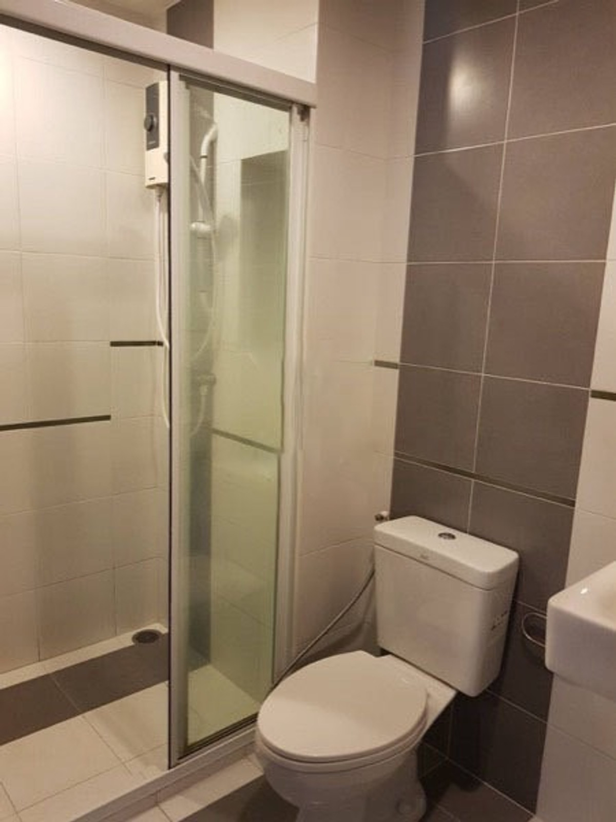 หาผู้เช่าด่วน !! The base Sukhumvit 77 1bed 1bath – รูปที่ 4