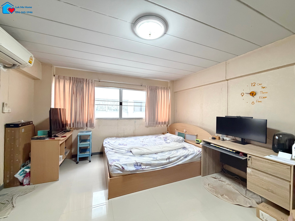 Condo for sale, Lumpini Center Happyland, near BTS Lat Phrao Station / near The Mall Bangkapi. Condo for sale, Lumpini Center Happyland, near BTS Lat Phrao Station / near The Mall Bangkapi.