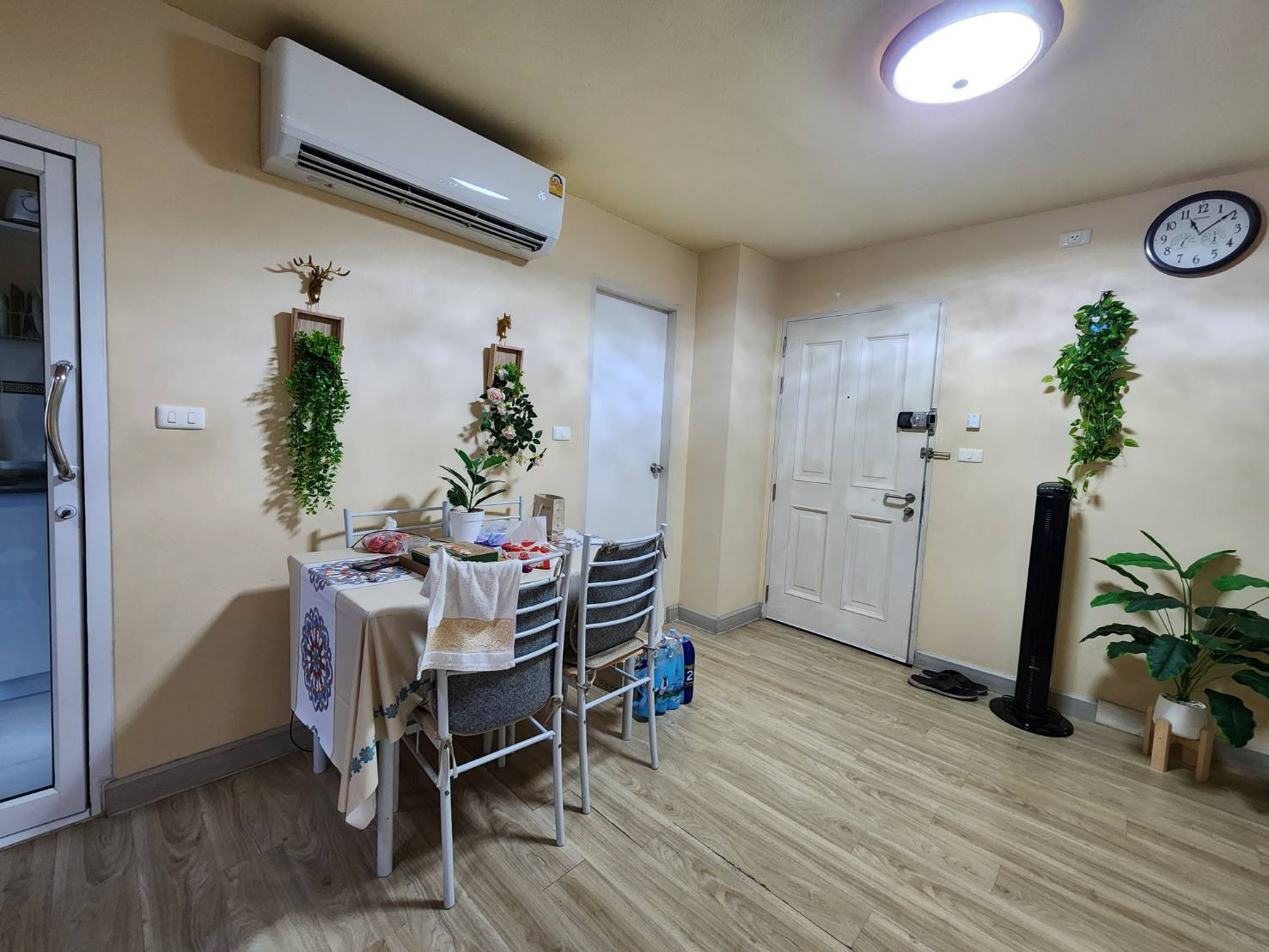 FOR RENT!!! ว่างให้เช่า Condo OneX sathorn-narathiwas 2bed 2bath 70sqm. New Renovated by 28,000.- – รูปที่ 3