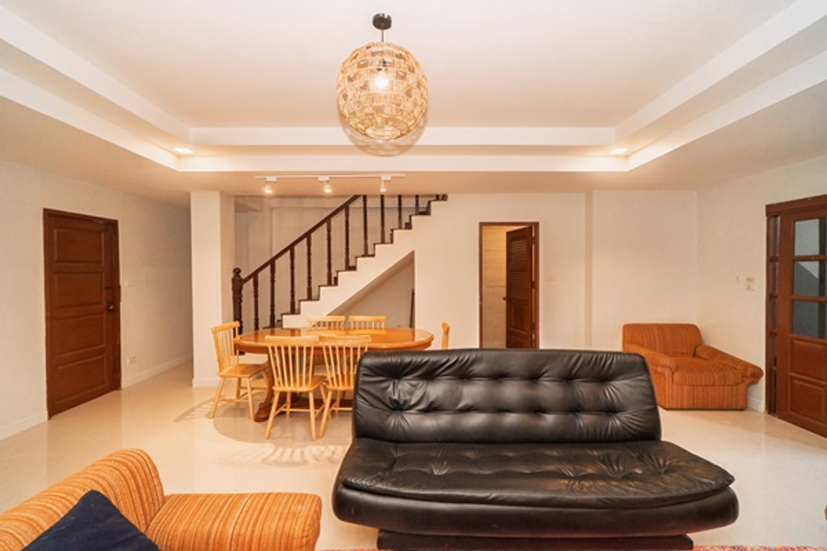 📣🌈🏡 เช่าบ้านหรู ใจกลางทองหล่อ ซอย 25 เหมาะกับครอบครัวใหญ่ แต่งสไตล์โมเดริ์น มีโต๊ะพูล – รูปที่ 2