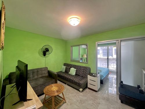 Condo near the city at an affordable price!!! Condo for sale at Prayapirom Chateau Riverboat, 34.3 sq.m., fully furnished, top floor, great value!