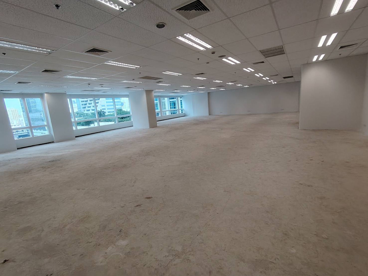 Athenee Office for rent 312 sqm 1200 Baht per sqm or 375,000 Baht per month – รูปที่ 2