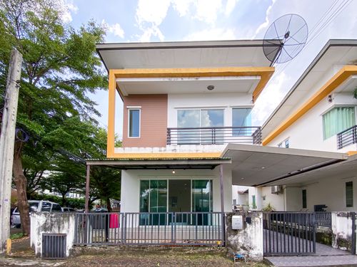 Semi-Detached House Motto Kanchanapisek - Rama 2 / 3 Bedrooms (FOR SALE), Motto Kanchanapisek - Rama 2 / Semi-Detached House 3 Bedrooms (FOR SALE) BALL067