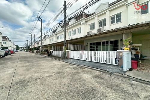 Townhome for sale, 2 floors, 20 sq m, The Exclusive Nuanchan 56, ready to move in.