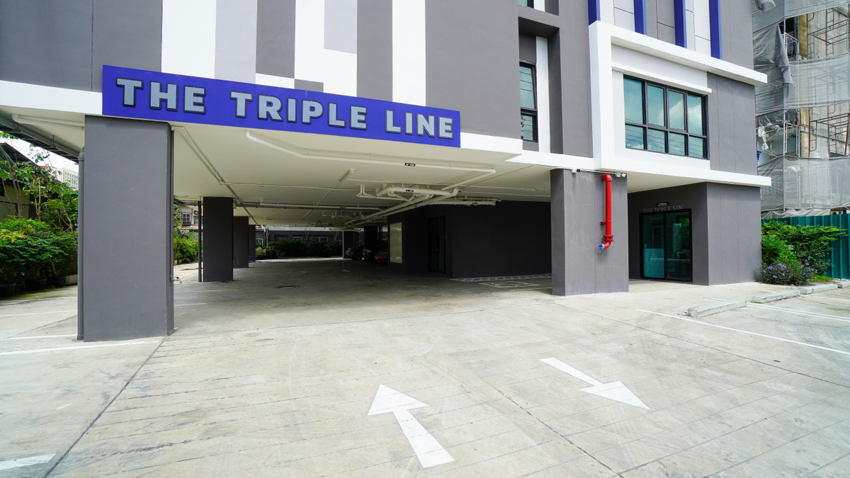 ประกาศขาย เดะทริปเปิ้ล ไลน์  (The Triple Line Condominium)   – รูปที่ 2