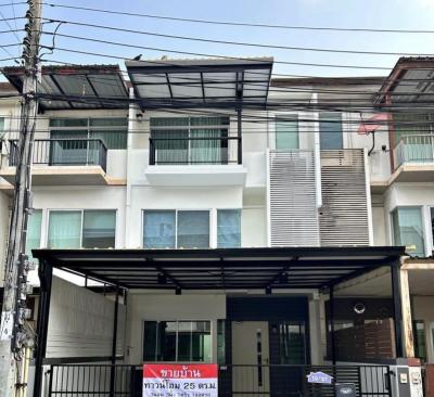ขายทาวน์โฮม 3 ชั้น คันนายาว เขต คันนายาว กรุงเทพ CX-137493