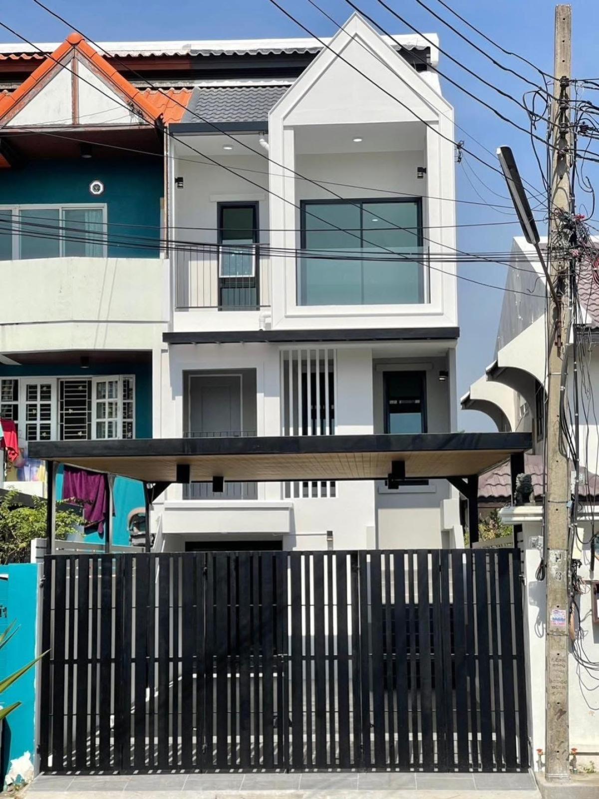 For Sale 3 story townhome,soi tiwanon43 , newly renovated , Tha Sai , Mueang Nonthaburi , Nonthaburi , CX-137340 For Sale 3 story townhome,soi tiwanon43 , newly renovated , Tha Sai , Mueang Nonthaburi , Nonthaburi , CX-137340