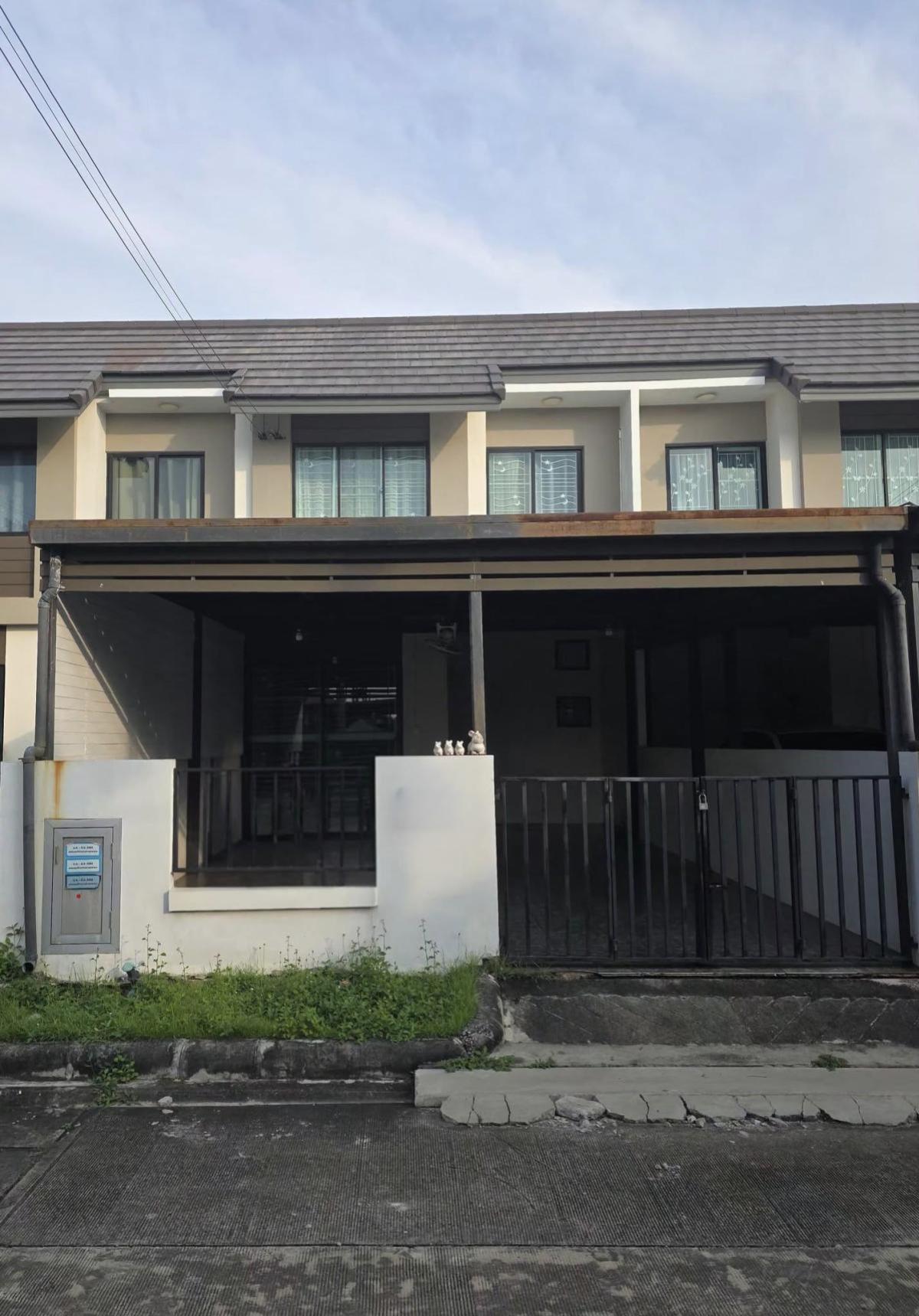 For Sale Townhouse/Townhome , The Colors Bangna - Wongwaen 2 , Bang Phli Yai , Bang Phli , Samut Prakarn , CX-137216 For Sale Townhouse/Townhome , The Colors Bangna - Wongwaen 2 , Bang Phli Yai , Bang Phli , Samut Prakarn , CX-137216