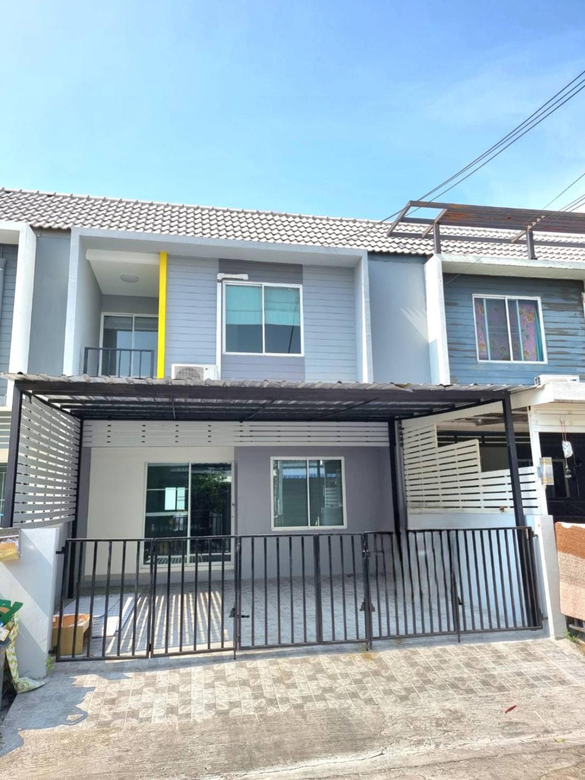 ขายเดอะ คัลเลอร์ส พรีเมียม บางนา กม.10 รีโนเวทใหม่ บางพลีใหญ่ บางพลี สมุทรปราการ CX-136973 ขายเดอะ คัลเลอร์ส พรีเมียม บางนา กม.10 รีโนเวทใหม่ บางพลีใหญ่ บางพลี สมุทรปราการ CX-136973