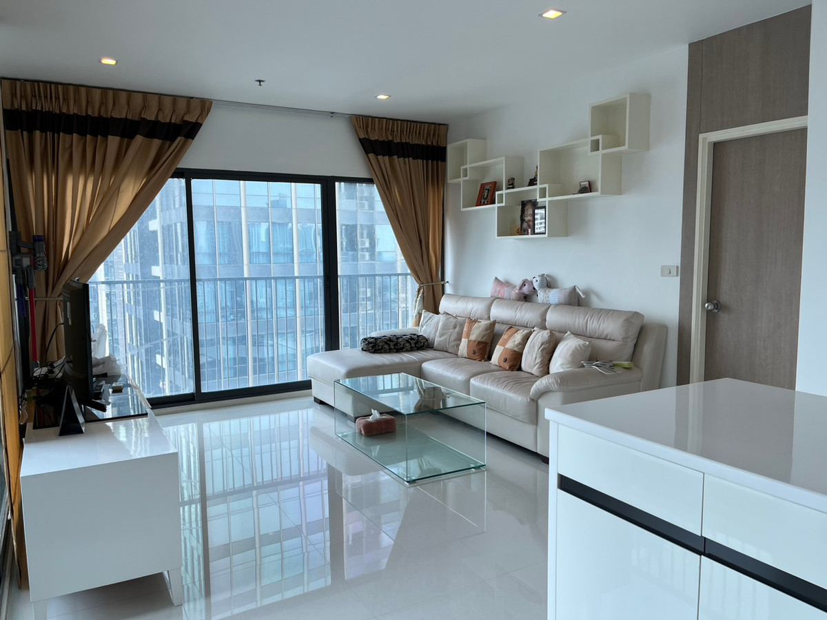 ขาย Noble Remix Sukhumvit36 ชั้นสูง 1นอน ห้องมุม สภาพใหม่ //Tel : 098-654-2399