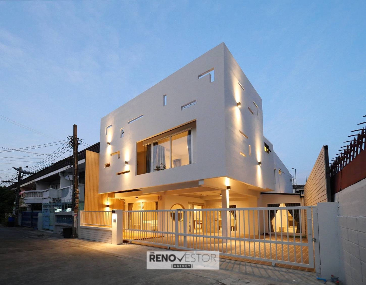 ด่วน ปล่อยเช่า/ขาย ทาว์นโฮมในซอยปรีดี14!!! Unperfect Cubic townhome in pridi14 ด่วน ปล่อยเช่า/ขาย ทาว์นโฮมในซอยปรีดี14!!! Unperfect Cubic townhome in pridi14