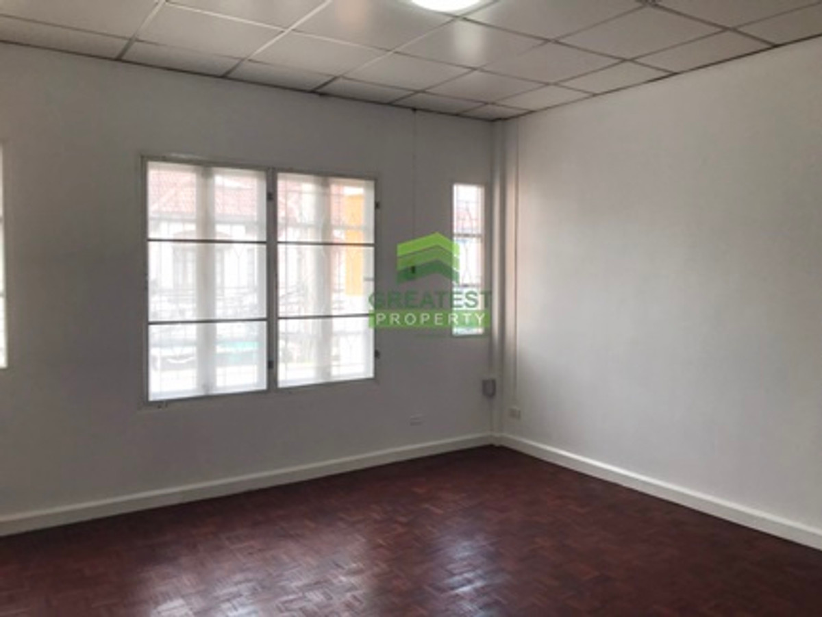 Busarin Village 2, Rangsit Khlong 2, urgent sale, 2-story townhouse, area 20.40 sq m, Khu Khot, Lam Luk Ka, Pathum Thani, newly renovated, beautiful, ready to move in. – รูปที่ 4