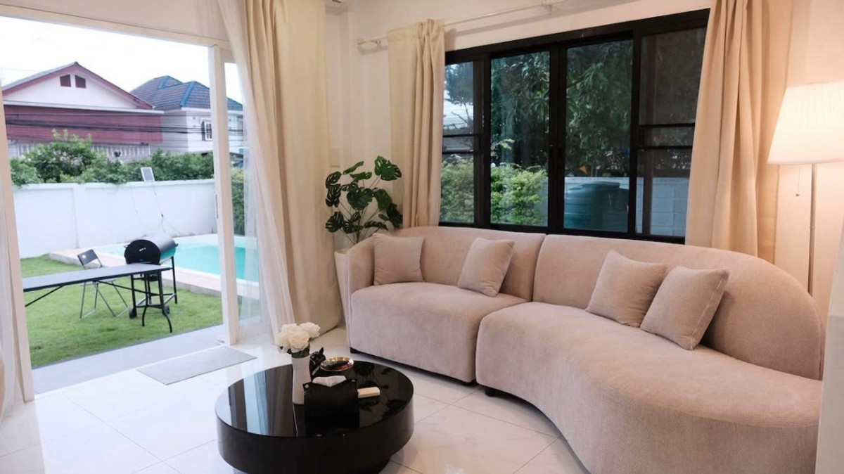 🐶🐱🏊🏻✨Pool Villa for Rent Sukhumvit 103✨