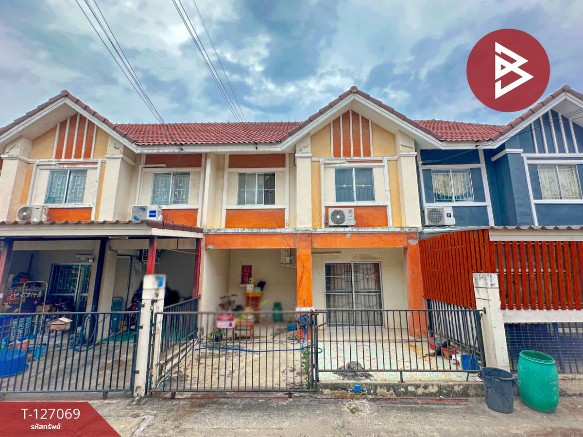 Townhouse for sale Pruksa Village 28/1 Bang Pu-Phraeksa Industrial Estate, Samut Prakan, ready to move in. Townhouse for sale Pruksa Village 28/1 Bang Pu-Phraeksa Industrial Estate, Samut Prakan, ready to move in.