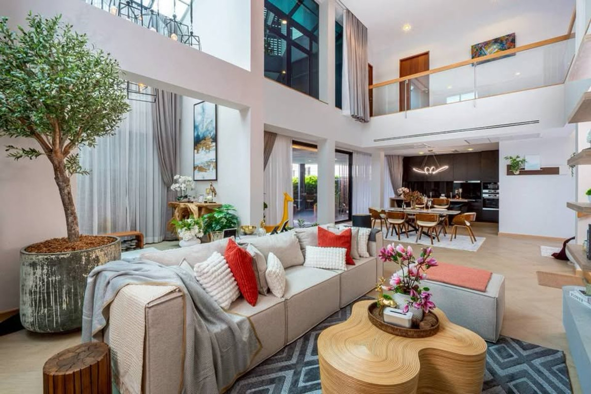 The Best Price 4bedroom Pool Villa in Sukhumvit 71 with a private pool The Best Price 4bedroom Pool Villa in Sukhumvit 71 with a private pool