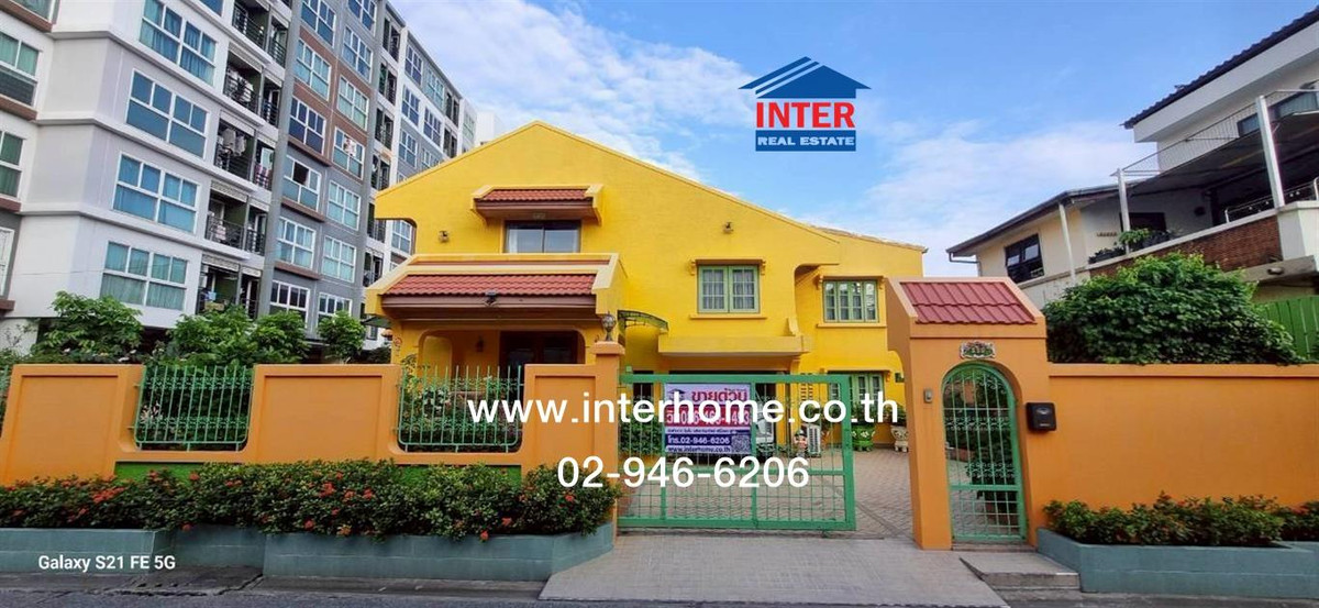 2-story detached house, 109 sq m. Detached house, Soi Fueang Fu, Ratchadaphisek Road. Near MRT Suthisan Ratchadaphisek Road, Sutthisan Road, Bang Kapi District, Bangkok 2-story detached house, 109 sq m. Detached house, Soi Fueang Fu, Ratchadaphisek Road. Near MRT Suthisan Ratchadaphisek Road, Sutthisan Road, Bang Kapi District, Bangkok
