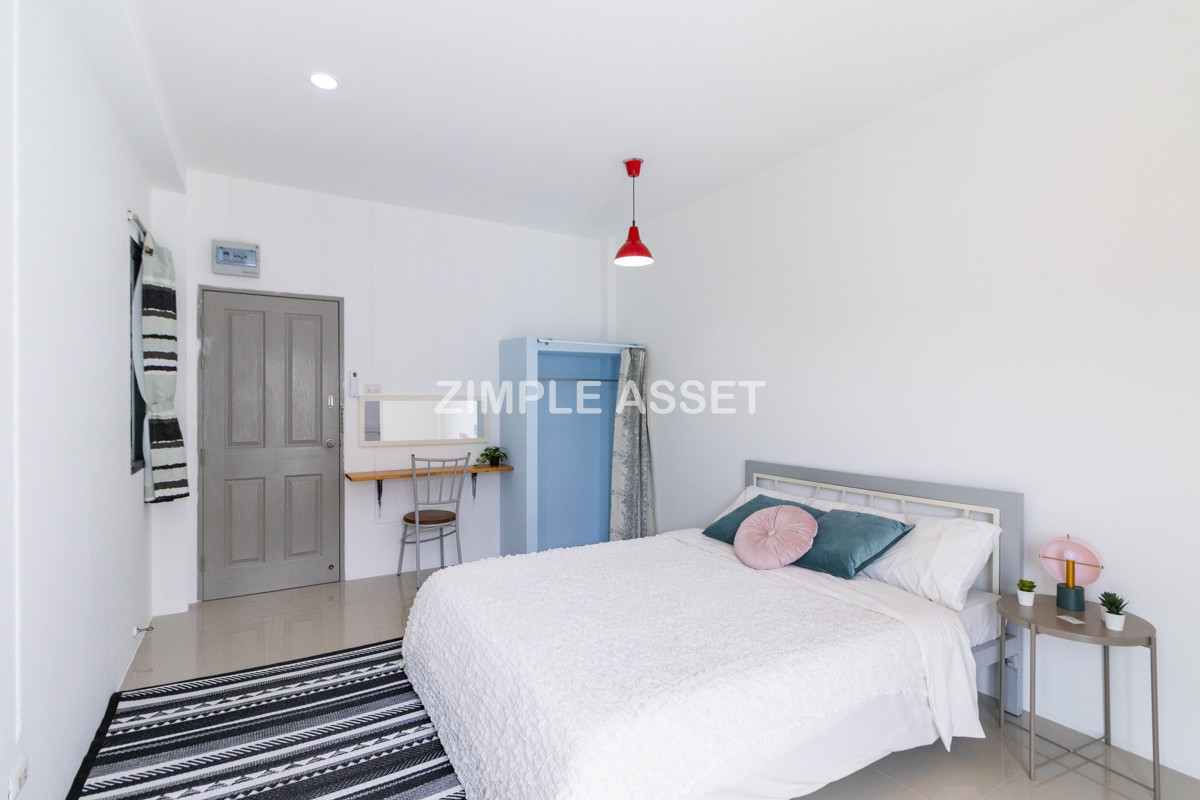 Line ID: @zimple_asseet Apartment for Rent near Bang Phli Industrial Estate, Soi Muban Saeng Tawan Spacious, clean, safe, and affordable rooms in a convenient location.