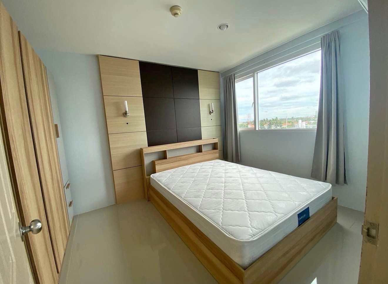 Condo for urgent sale, Metro Park Sathorn, near BTS Wutthakat. Condo for urgent sale, Metro Park Sathorn, near BTS Wutthakat.