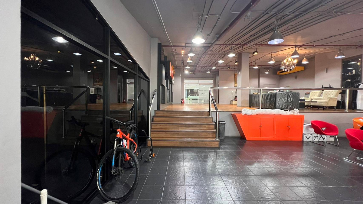 ขาย Showroom Ground Floor เดิน 6 นาทีจาก BTS อโศก MRT สุขุมวิท – รูปที่ 2