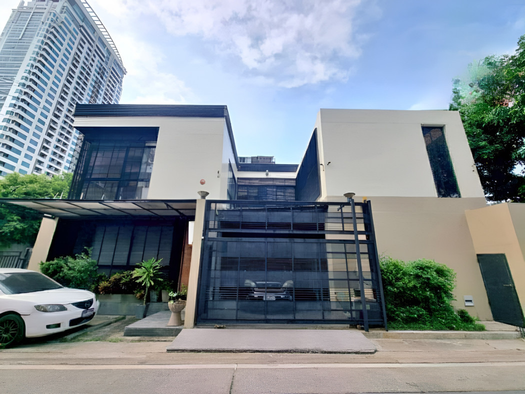 For Sale 2-Storey Detached House, 97.2 sq.w., Soi Farm Wattana, Kluaynamthai Area, near Rama 4 Road For Sale 2-Storey Detached House, 97.2 sq.w., Soi Farm Wattana, Kluaynamthai Area, near Rama 4 Road