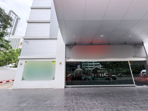 ขาย Showroom Ground Floor เดิน 6 นาทีจาก BTS อโศก MRT สุขุมวิท