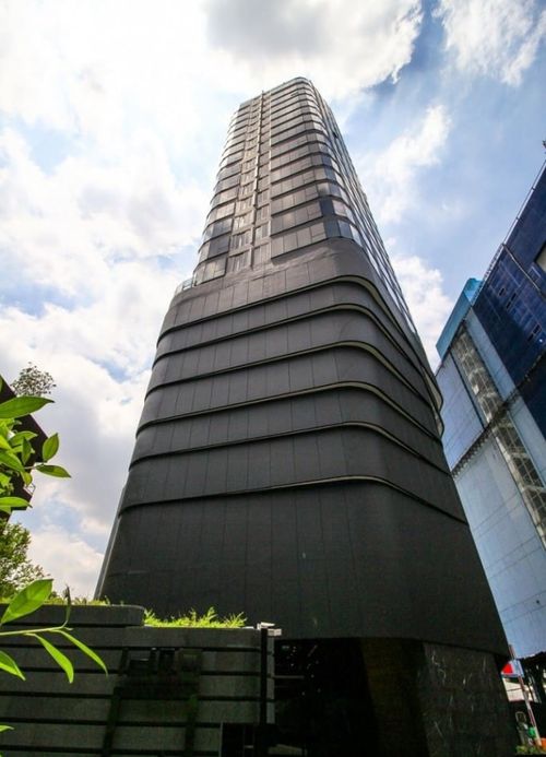 ✨ For Sale: Ideo Q Victory Condo ✨ 💰 Only 12,500,000 THB